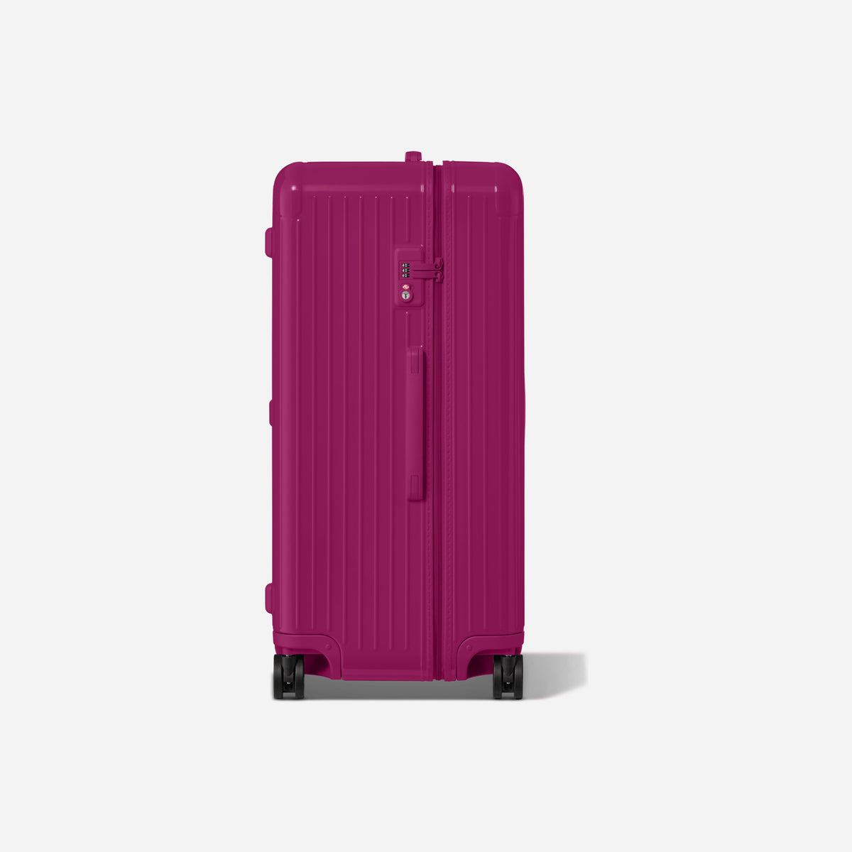 RIMOWA Essential Trunk Plus Gloss Magenta Purple