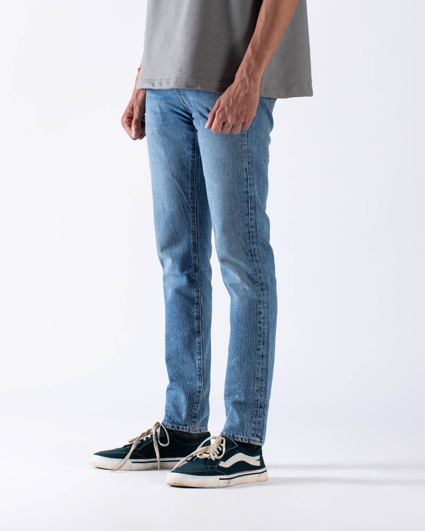 Levis 512 Light Wash Slim Fit Denim