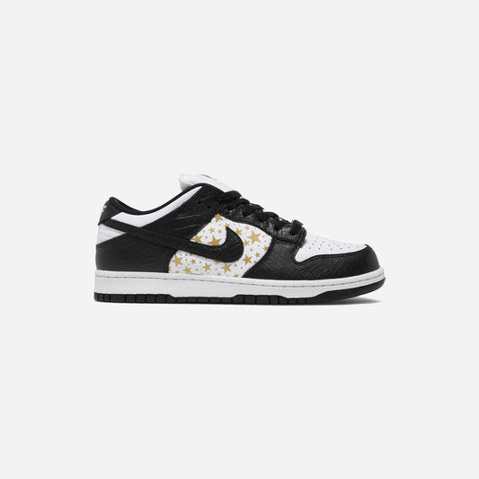 SB DUNK LOW SUPREME STARS BLACK