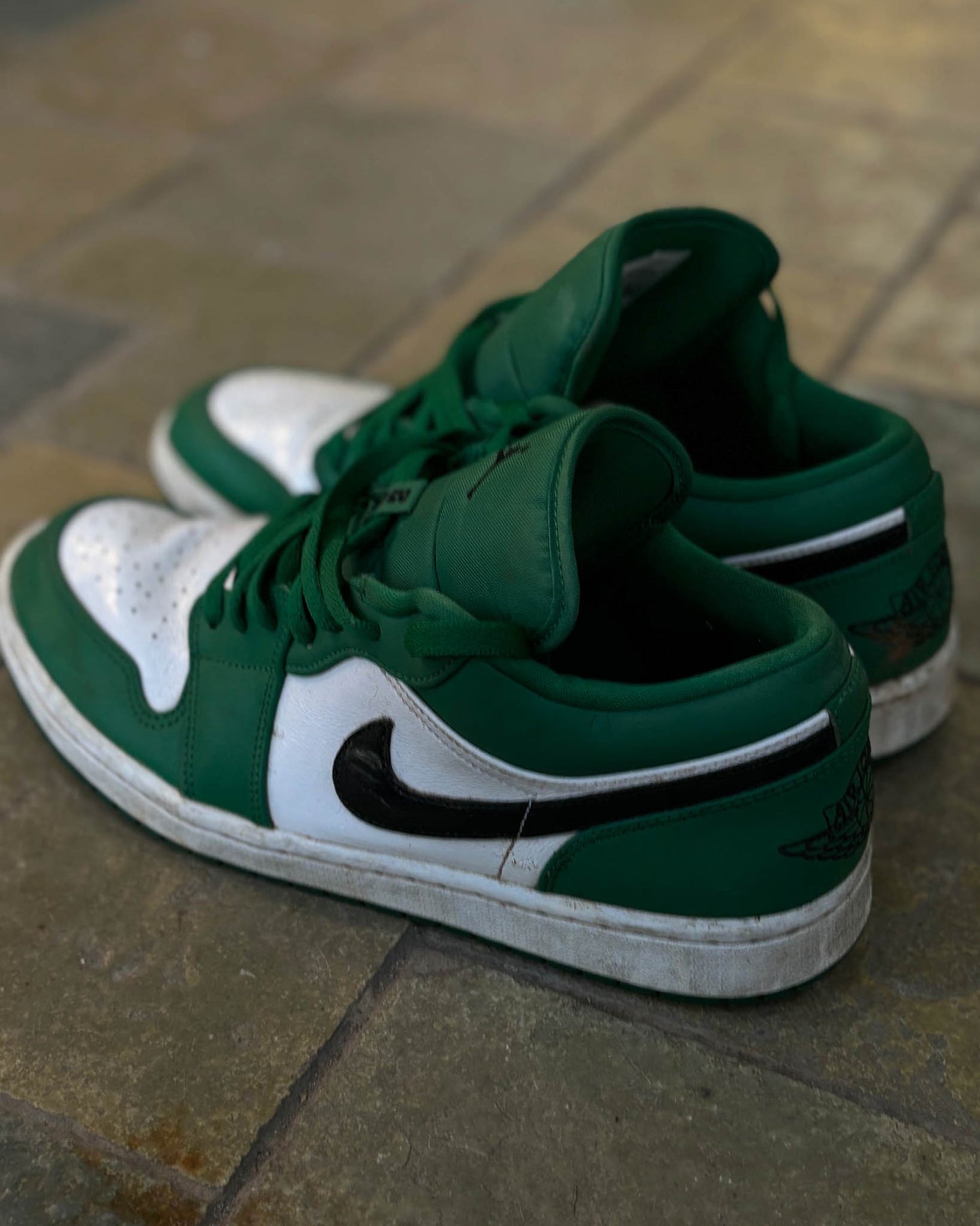 Air Jordan 1 Low "Pine Green" Sneakers